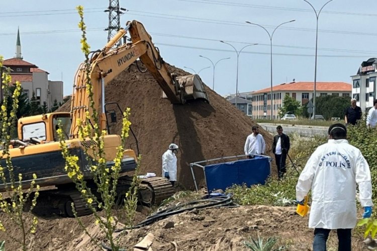 Temel kazısından vahşet &ccedil;ıktı: El ve ayakları bağlı...