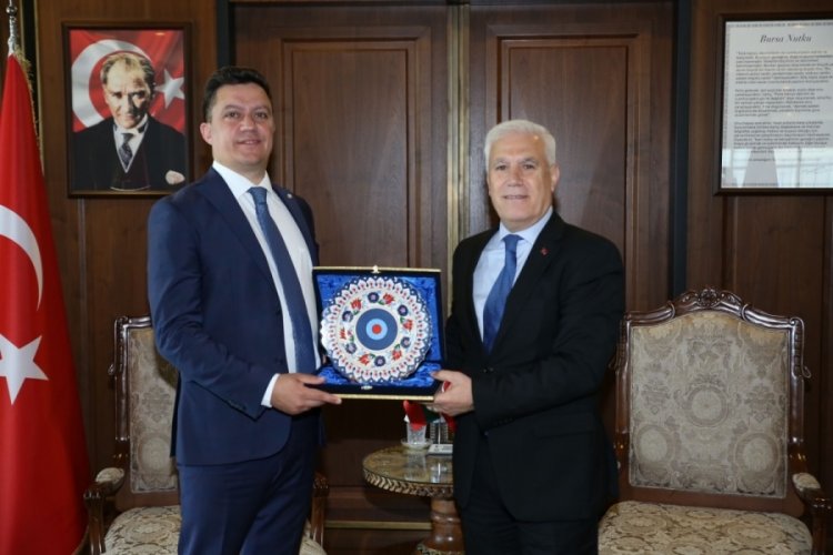 Bulgaristan Bursa Konsolosu Rusinov'dan Başkan Bozbey'e ziyaret