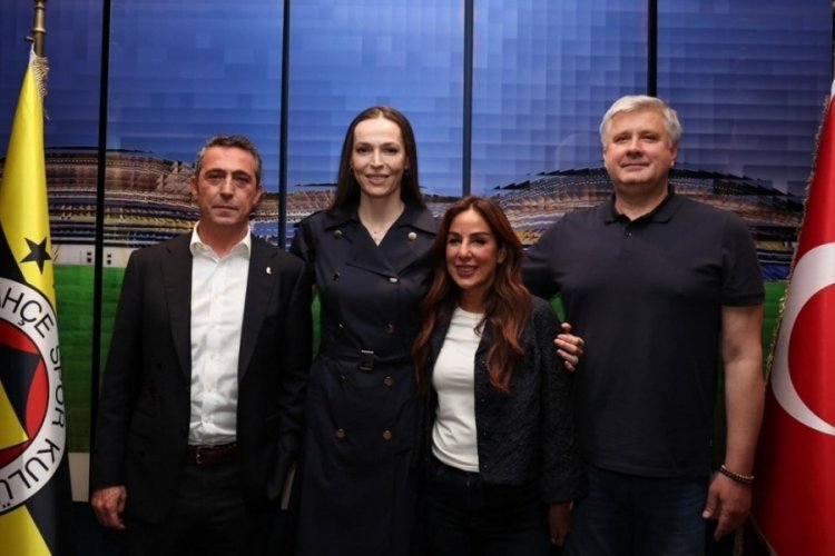 Fenerbah&ccedil;e, Eda Erdem ile 2 yıllık yeni s&ouml;zleşme imzaladıklarını duyurdu