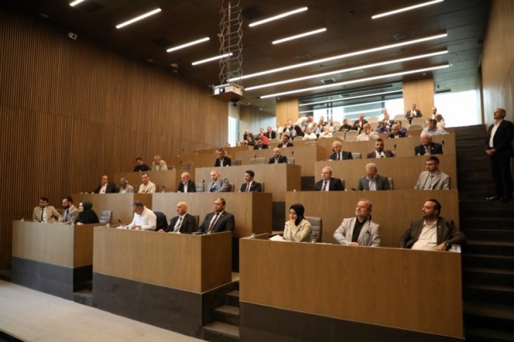 Bursa'da İneg&ouml;l Belediyesi'nin b&uuml;t&ccedil;esi oy &ccedil;okluğuyla kabul edildi