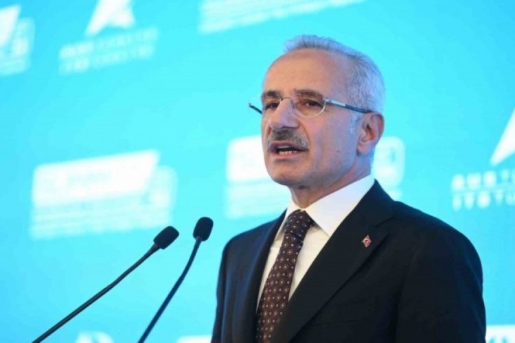 Bakan Uraloğlu'ndan Kalkınma Yolu mesajı: B&uuml;t&uuml;n Avrupa'ya ulaşacak