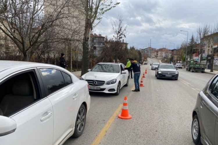 &Ccedil;orum'da haklarında arama kararı bulunan 8 kişi yakalandı
