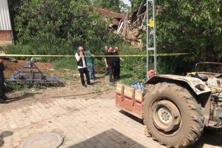 Bursa'da traktörün altında kalan yaşlı adam hayatını kaybetti!