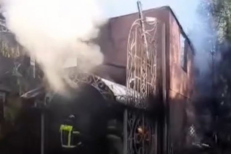 Rusya'da kaçak göçmenlerin yaşadığı binada yangın: 8 can kaybı