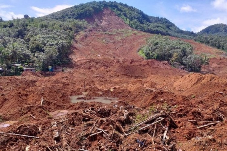 Papua Yeni Gine'de toprak kayması: 100'ü aşkın kişinin öldüğü tahmin ediliyor