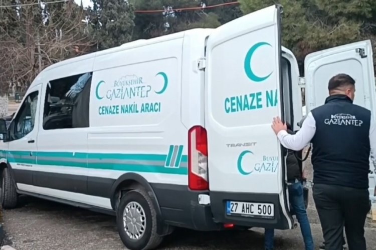 Gaziantep'te kep&ccedil;e ile duvar arasına sıkışarak can verdi
