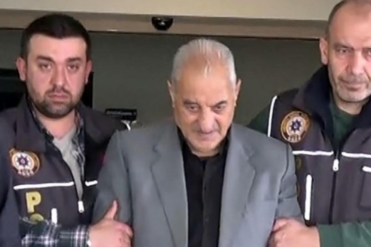 73 yaşındaki karısını uykusunda &ouml;ld&uuml;rd&uuml;