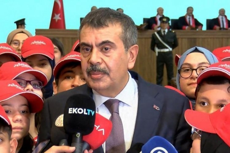 Bakan Tekin: İnşallah darbecilerin yaptığı anayasalardan kurtulduğumuz bir s&uuml;reci de yaşarız