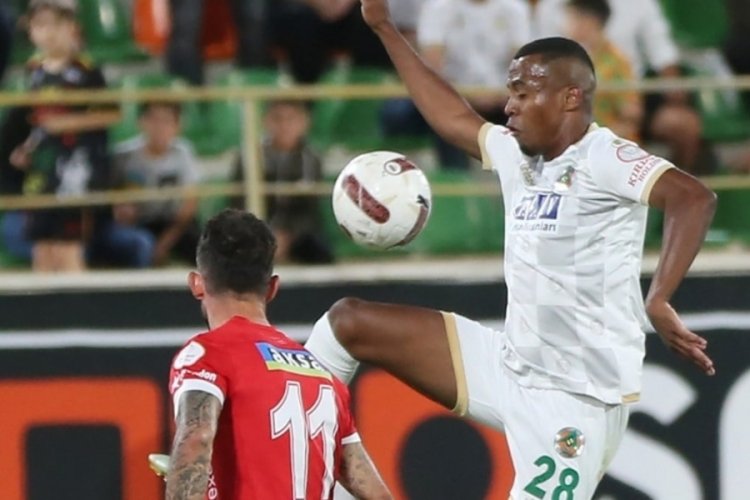 Alanyaspor ile Antalyaspor yenişemedi