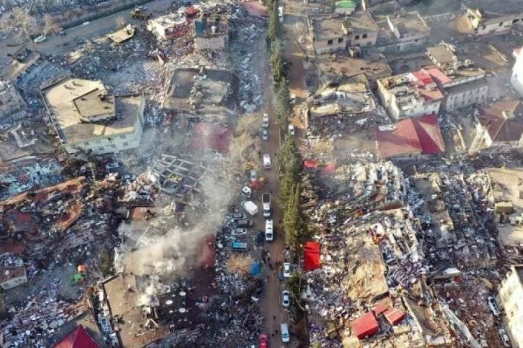 Deprem b&ouml;lgesinde yeniden yapılandırmanın taksit s&uuml;releri d&uuml;zenlendi