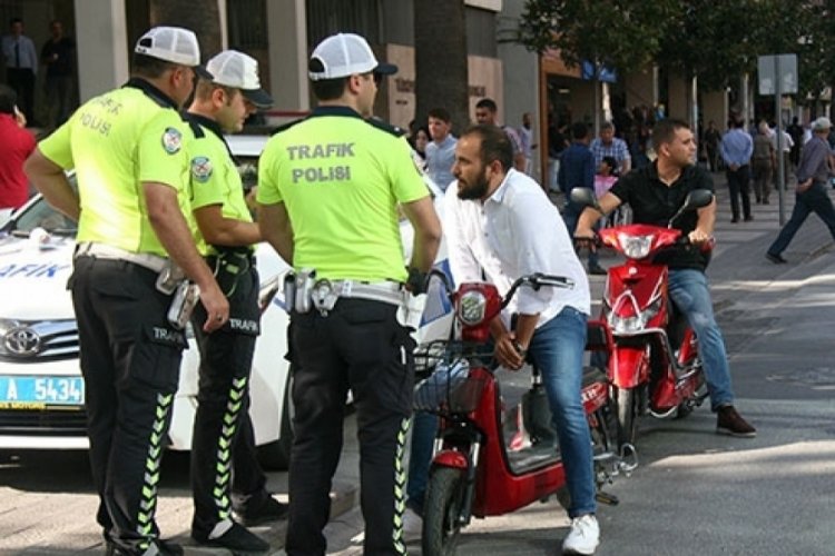 Bursa'da Emniyet Müdürlüğü'nden elektrikli bisiklet ve motosikletler için önemli uyarı