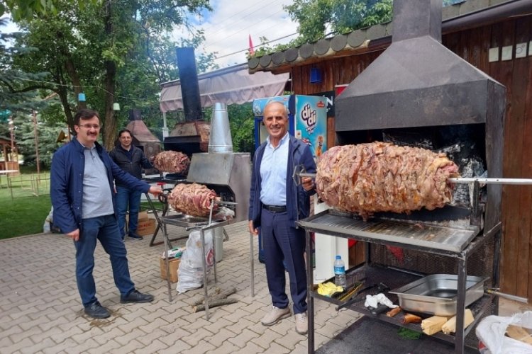 Ankara'da Artvinliler y&ouml;resel yemek k&uuml;lt&uuml;r&uuml;n&uuml; sosyal yaşamla buluşturdu