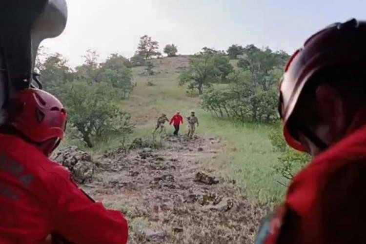 Tunceli'de kaybolan adam askeri helikopterle kurtarıldı