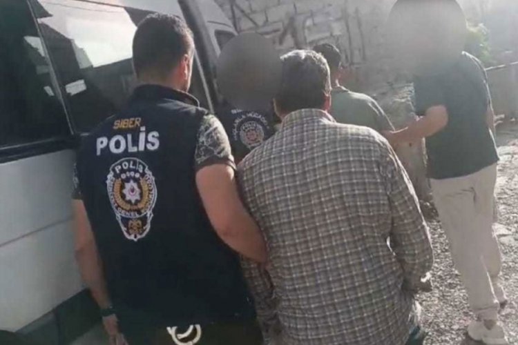 Sosyal medyada m&uuml;stehcen &ccedil;ocuk fotoğrafı ve videoları paylaşan 9 ş&uuml;pheli g&ouml;zaltına alındı