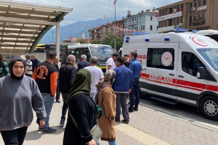 Bursa'da yabancı uyruklu şahıslar g&uuml;venlik&ccedil;iyi d&ouml;vd&uuml;ler!