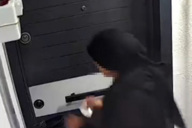 Eskişehir'de kapıları kartla a&ccedil;arak hırsızlık yapan kadınlar yakalandı