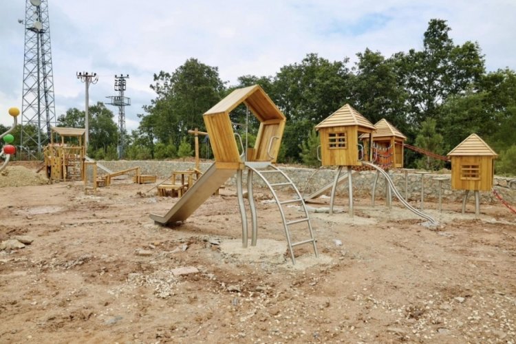 Kocaeli 'Millet Bah&ccedil;esi' estetik g&uuml;zelliğiyle hizmet i&ccedil;in g&uuml;n sayıyor
