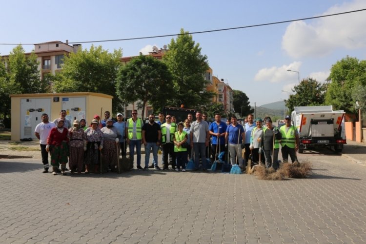 İzmir'de Selçuk ile Büyükşehir sokakları estettik görünümüne kavuşturdular