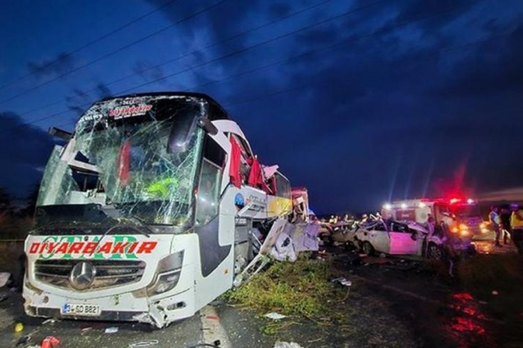 Mersin'deki feci kazada &ouml;l&uuml; sayısı 12'ye y&uuml;kseldi