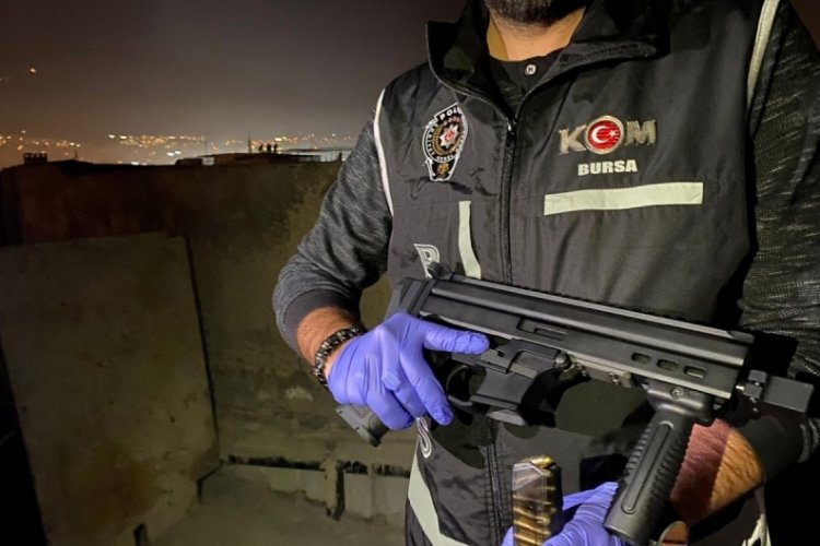Bursa'da ruhsatsız silah operasyonu: 105 kişiden 7'si tutuklandı