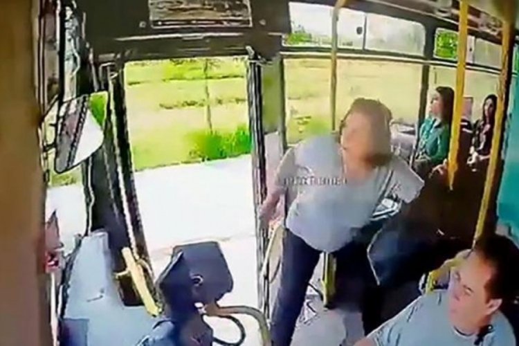 Kapısı a&ccedil;ık otob&uuml;sten d&uuml;ş&uuml;p &ouml;lm&uuml;şt&uuml;! S&uuml;r&uuml;c&uuml; i&ccedil;in istenen ceza belli oldu