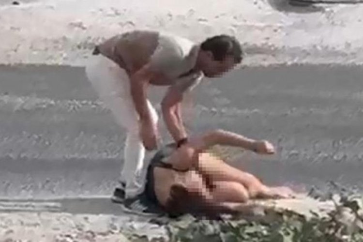 Aydın'da bir erkekle tartışan gen&ccedil; kadın aracın &ouml;n&uuml;ne atladı!