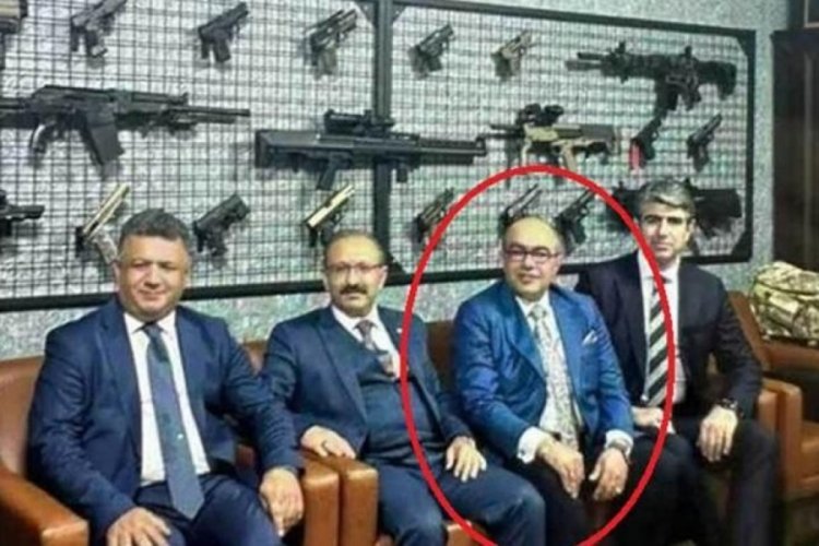 Hakimin adliyede dinlenme odasındaki silah koleksiyonuna soruşturma a&ccedil;ıldı!