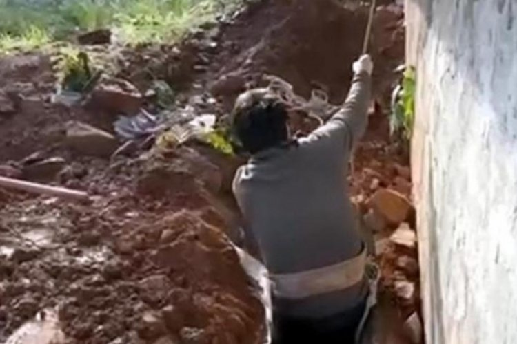 Asans&ouml;r sistemi kurmuşlar! Definecilerden 20 metre derinliğinde &ccedil;ukur
