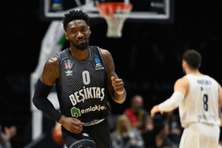 Beşiktaş, Mathews'un s&ouml;zleşmesini uzattı