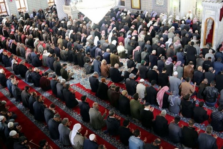 Cuma hutbesinde 'sosyal medya ve g&uuml;nah' vurgusu