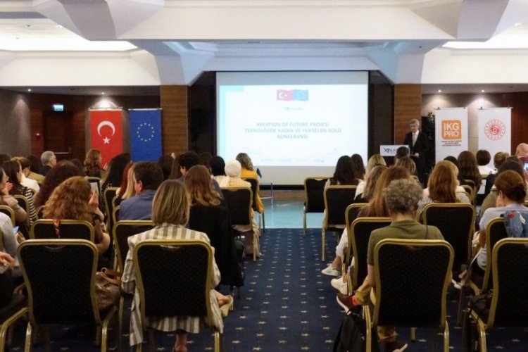 Bursa'da teknolojide kadının y&uuml;kselen rol&uuml;