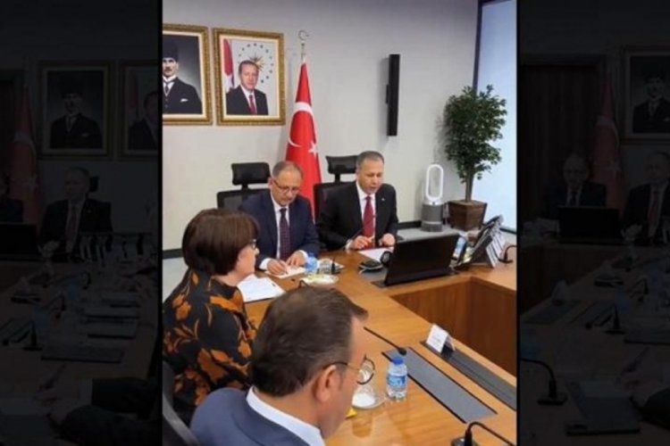 Bakan Yerlikaya ve bakan &Ouml;zhaseki, 28 ilin valisiyle bir araya geldi