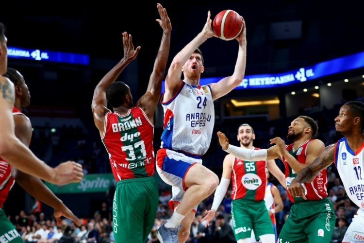 Pınar Karşıyaka, Anadolu Efes'i ağırlayacak