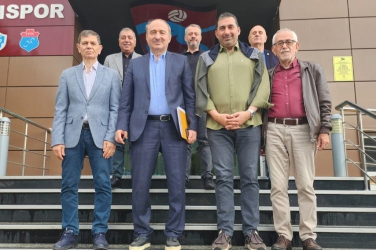Faruk Nafiz &Ouml;zak, Trabzonspor Kul&uuml;b&uuml;'n&uuml; ziyaret etti