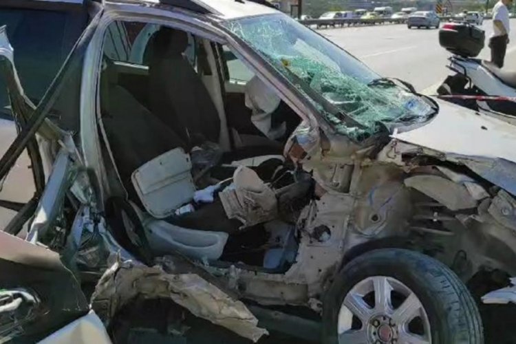 İstanbul'da TEM Otoyolu'nda trafik kazası! 3 kişi yaralandı