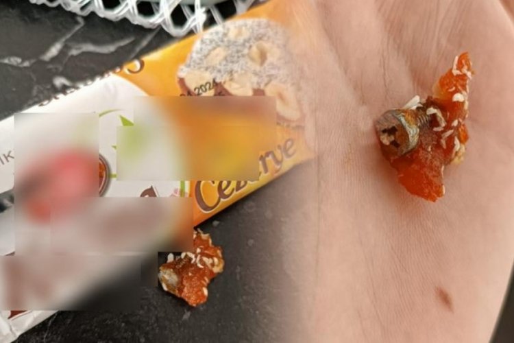 Sosyal medyada g&uuml;ndem oldu: Marketten aldığı &uuml;r&uuml;nden &ccedil;ıktı