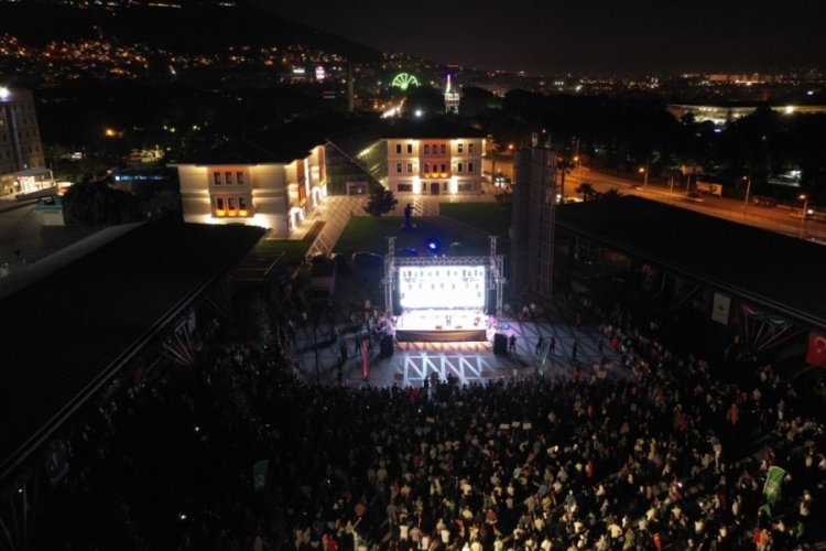 Bursa'da binlerce vatandaş Filistin i&ccedil;in bir araya geldi