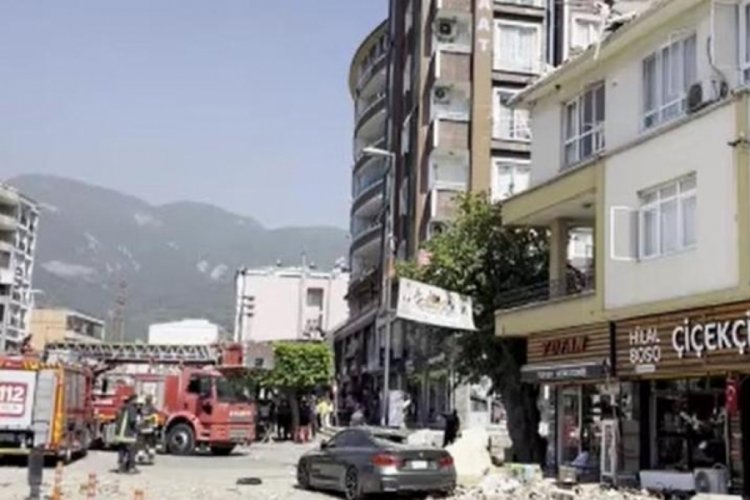 Hatay'da patlama! '9-10 şiddetinde bir deprem sandım'