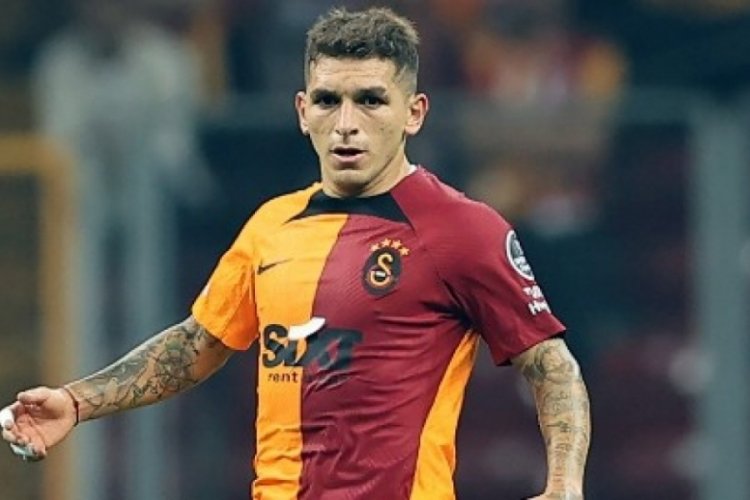 Aşk iddiası! Galatasaraylı futbolcuyla b&ouml;yle eğlendi