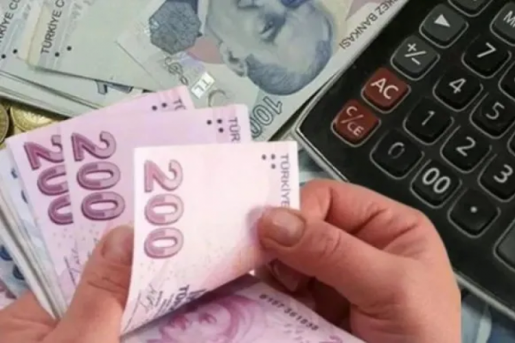 Milyonlarca emekli ve memurun g&ouml;z&uuml; enflasyonda! İşte olası zam senaryoları
