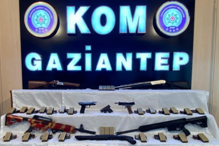 Gaziantep'te binlerce makaron ele ge&ccedil;irildi