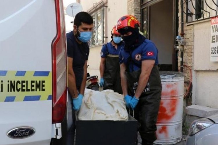 Denizli'de 3 g&uuml;nd&uuml;r g&ouml;z&uuml;kmeyen komşularının cesedi asans&ouml;r boşluğunda bulundu