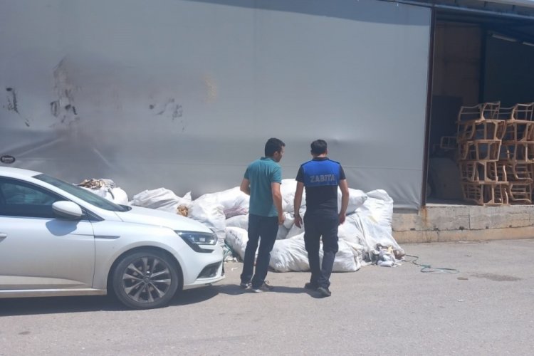 İneg&ouml;l'de zabıta &ccedil;evre i&ccedil;in g&ouml;rev başında