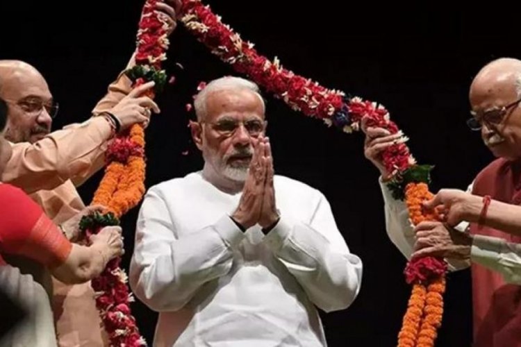 Hindistan'da se&ccedil;imleri Modi kazandı