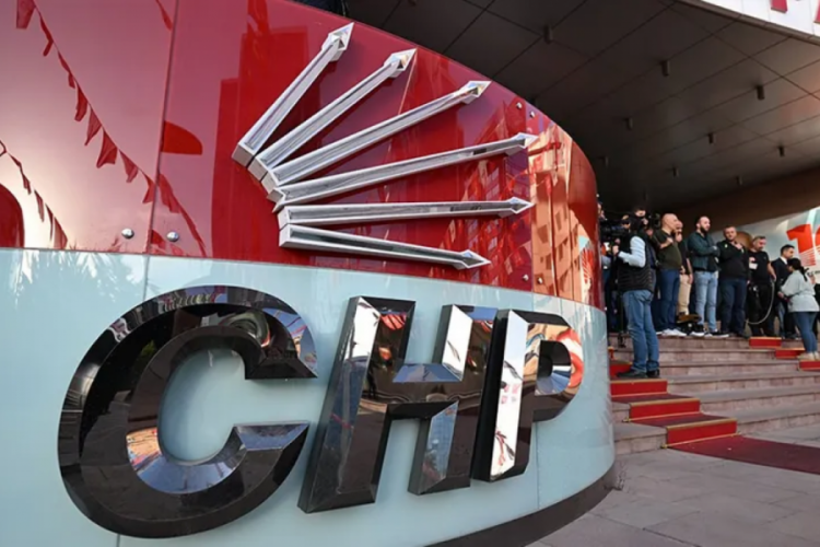 CHP harekete ge&ccedil;ti! Se&ccedil;imde 'parti aleyhine' &ccedil;alışanlar...