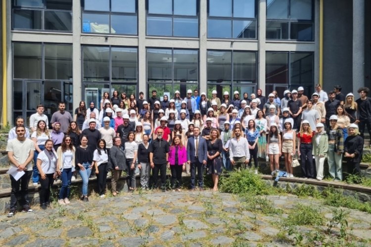 Uludağ Üniversitesi'nde geleceğin mimarları mesleğe ilk adımı attı