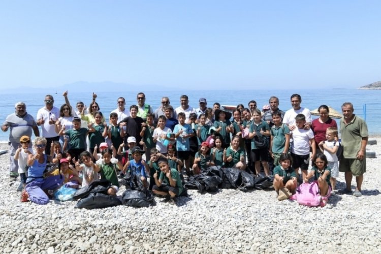 Muğla'da minik &ouml;ğrencilerden &ouml;rnek davranış