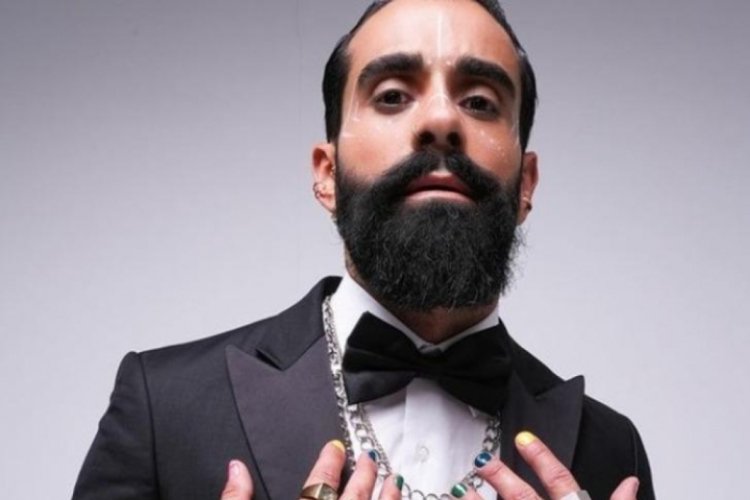 G&ouml;khan T&uuml;rkmen karısına &uuml;sts&uuml;z poz verdi!
