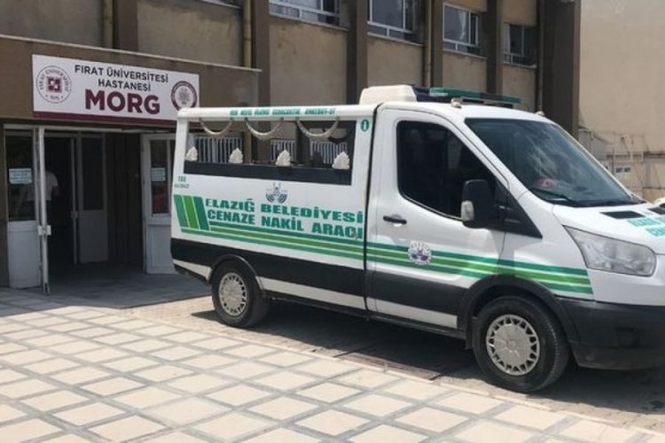 Elazığ'da s&uuml;s havuzuna d&uuml;şen 2 yaşındaki Ali Aras Poyraz hayatını kaybetti