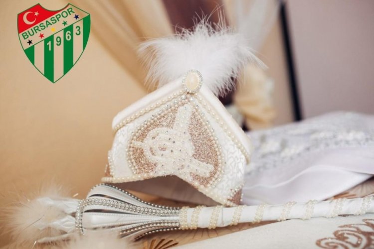 B&ouml;ylesi g&ouml;r&uuml;lmedi: S&uuml;nnette takılacak takılarla Bursaspor'a destek verecek!